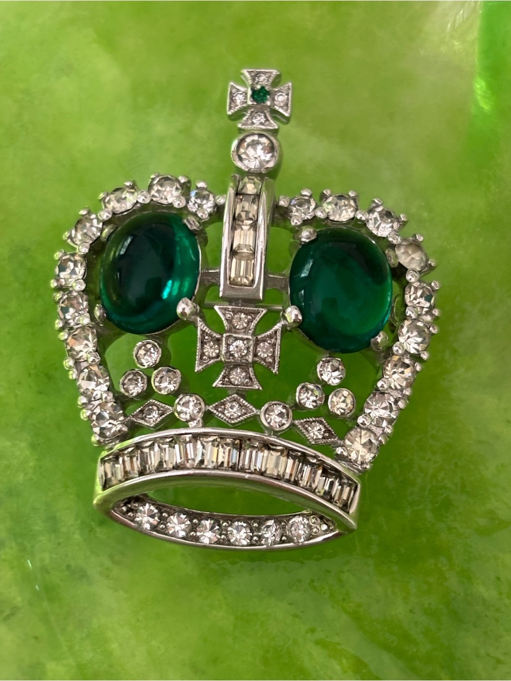 Vintage Pennino  Crown and Hearts Brooch with Emerald Green Cabochons.
